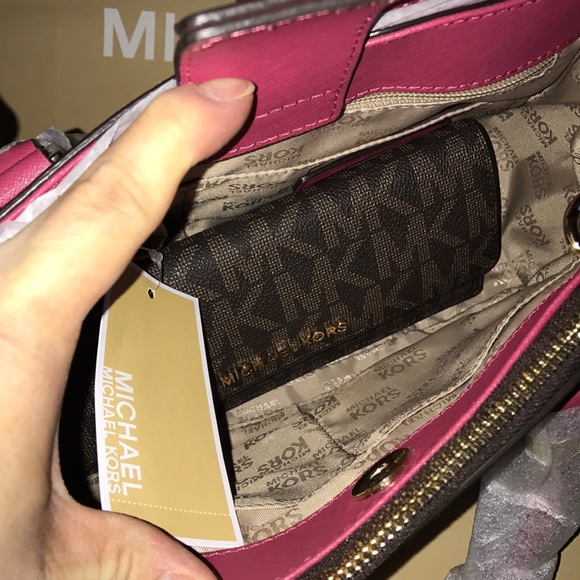 🎆🎆mk Satchel set🎆crossbody/Kellen bag - Picture 7 of 7